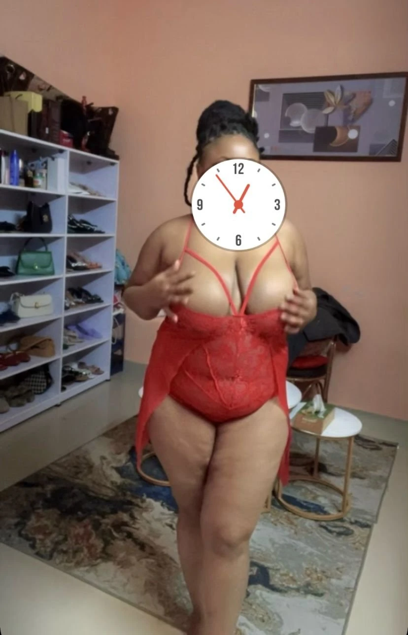 Verah – Ugandan escort in Noida — 2 / 5