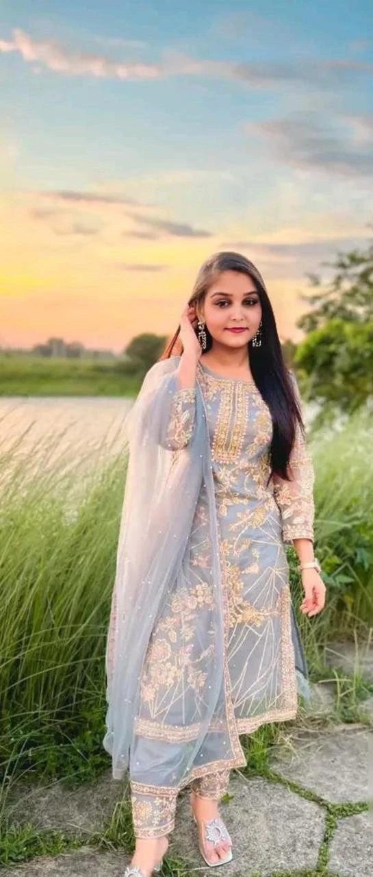 Pooja Real Work No Advance Cash Pement – Indian escort in Dehradun, Uttarakhand — 4 / 5