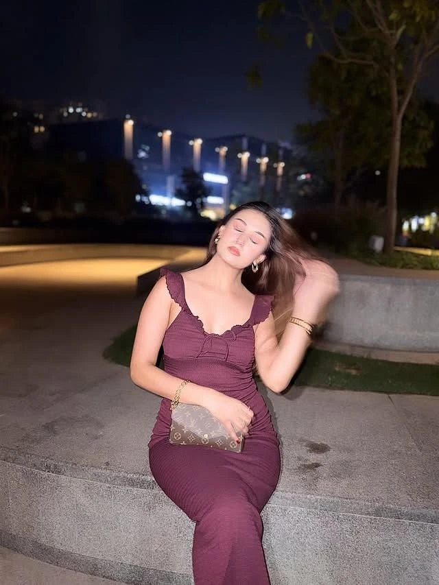 Harshita – Indian escort in Pune — 3 / 6