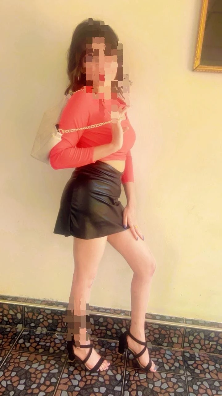 Dinka – Sri Lankan escort in Colombo — 2 / 9