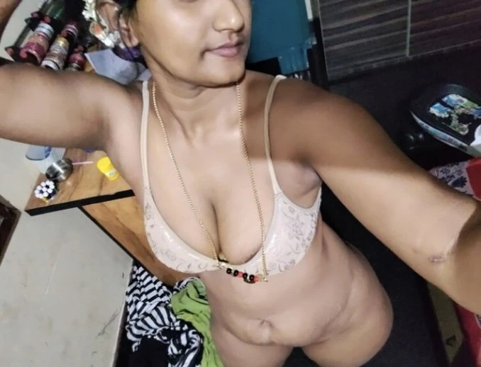Harini Hari – escort in Hyderabad — 3 / 5