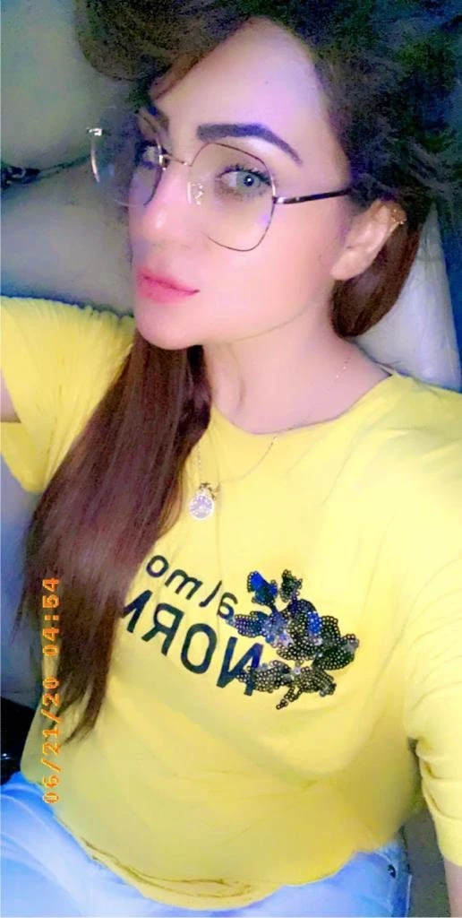 SASA Model – Pakistani escort in Islamabad — 9 / 12