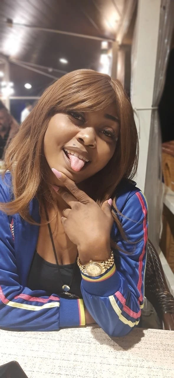 Ivonne – South African escort in Beirut — 3 / 4