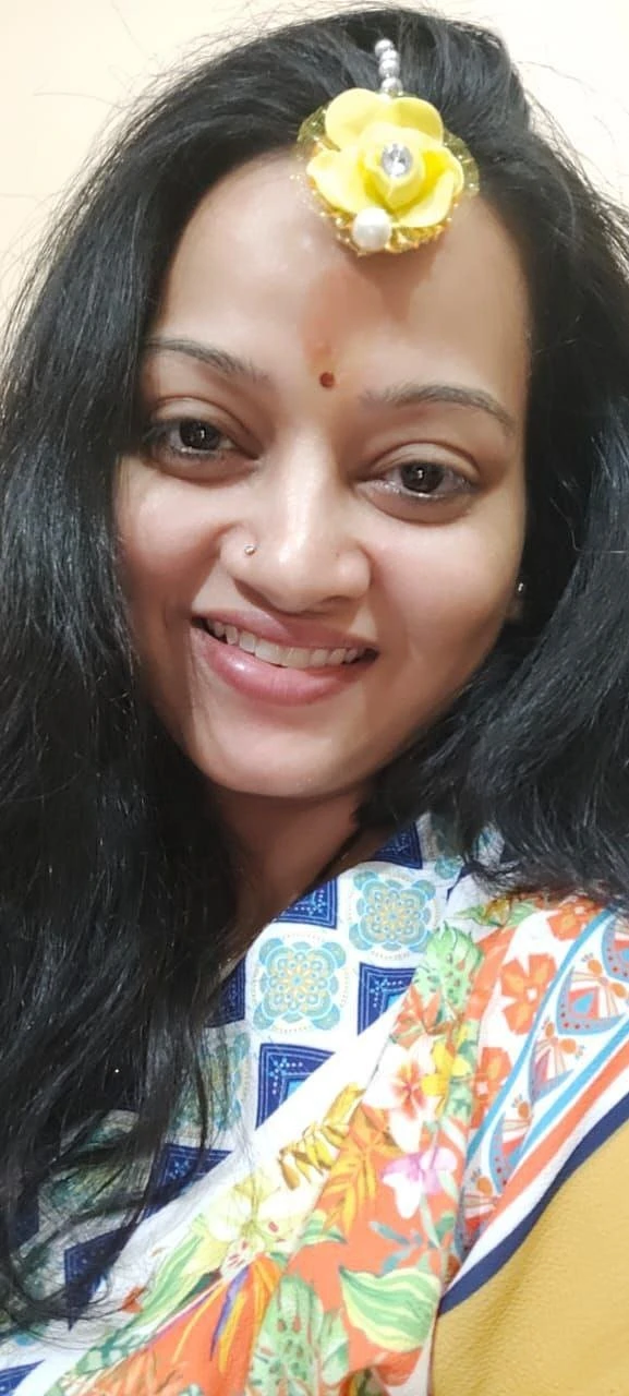Pooja Aunty – Indian escort in Noida — 6 / 7