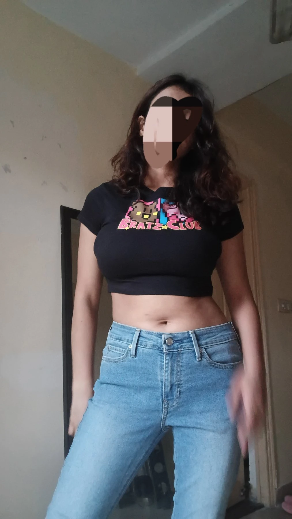 Akansha – Indian escort in Noida — 2 / 3
