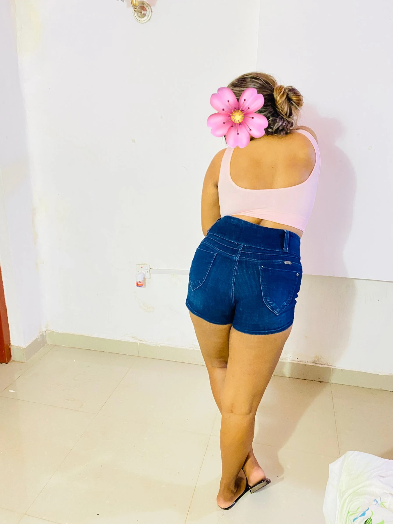 Yenu – Sri Lankan escort in Galle — 5 / 6