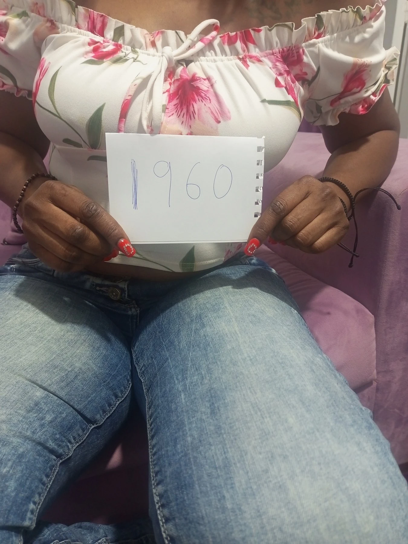 Joy – Central African escort in Beirut — 8 / 9