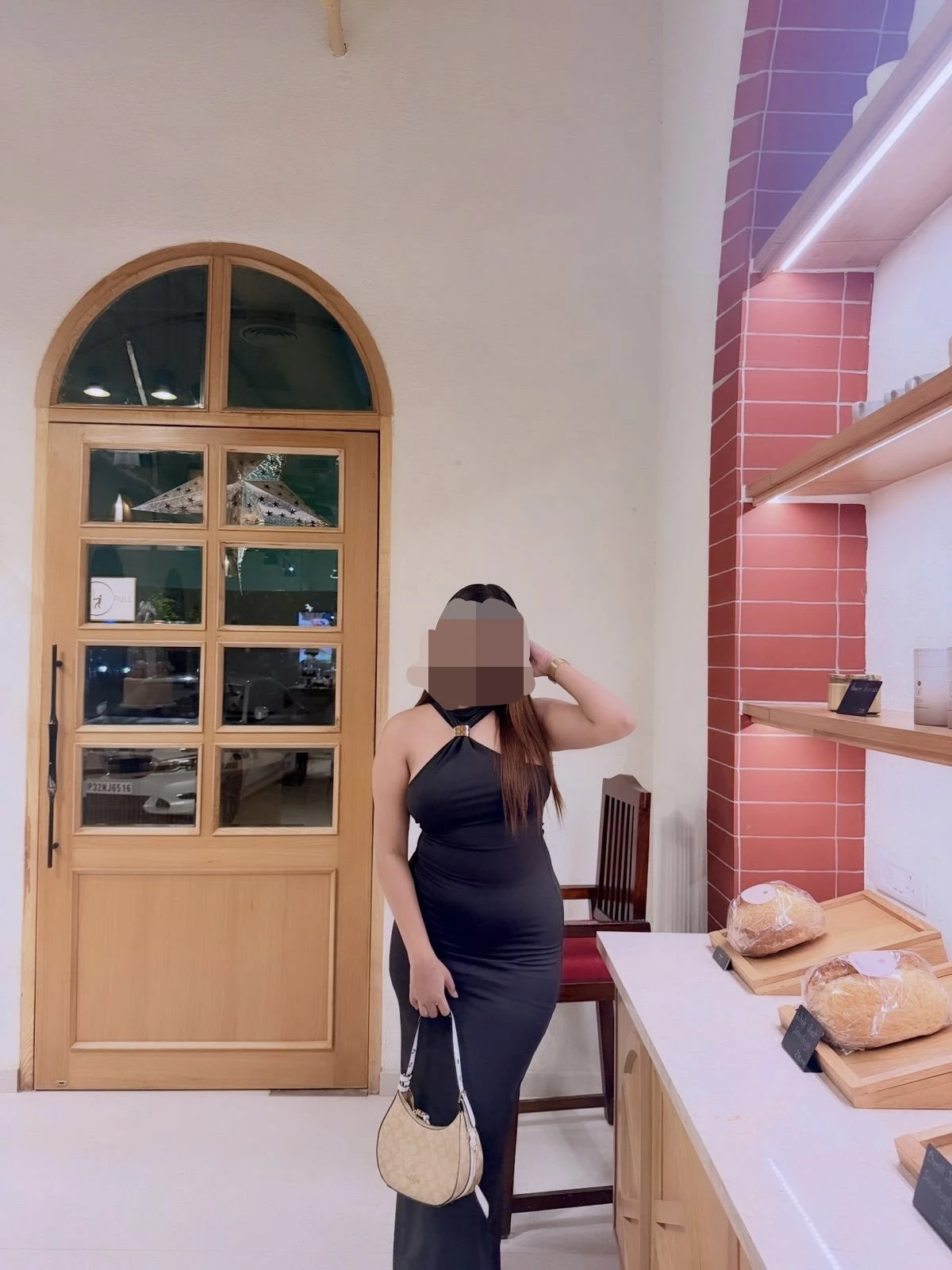 Naina Sharma – Indian escort in Pune — 2 / 6