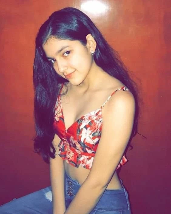 Riya – Indian escort in Pune — 1 / 2