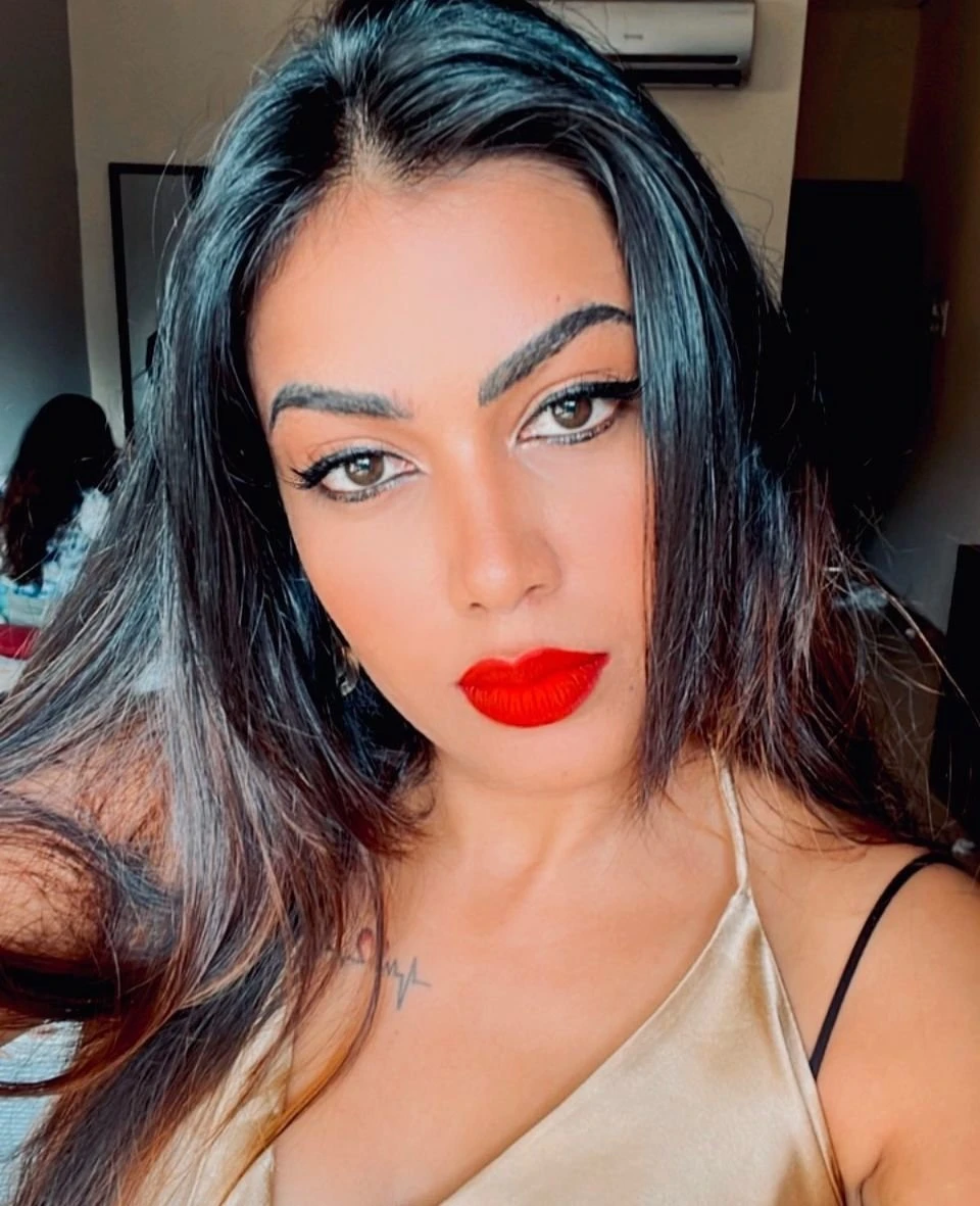Sonia – Indian escort in Mysore — 5 / 6