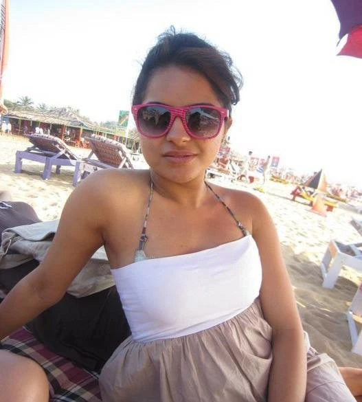 MANDIRA – escort in New Delhi — 2 / 6