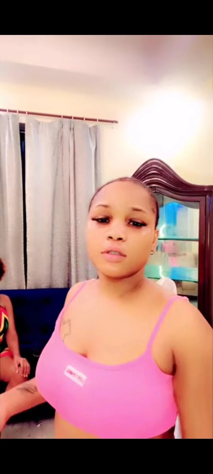 Lizzy – Rwandan escort in Noida — 3 / 4
