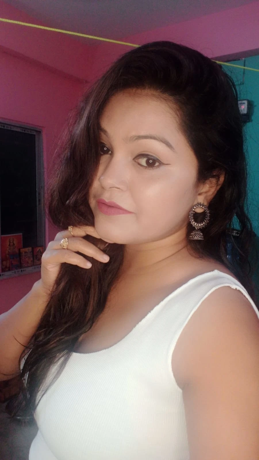 Annie Roy +91//97488//90590// – Indian escort in Kolkata — 1 / 7