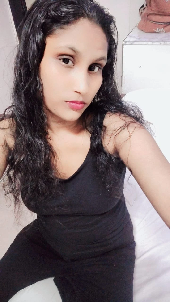 Cam session – Indian escort in Kolkata — 8 / 9