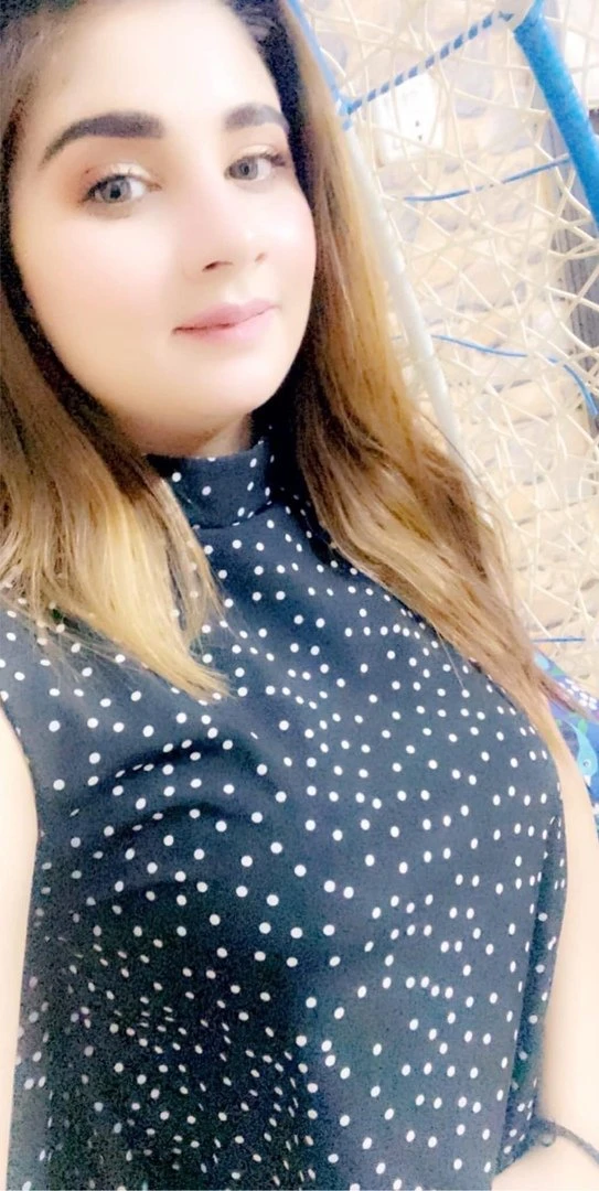 Sanam Butt – Pakistani escort in Lahore — 2 / 11