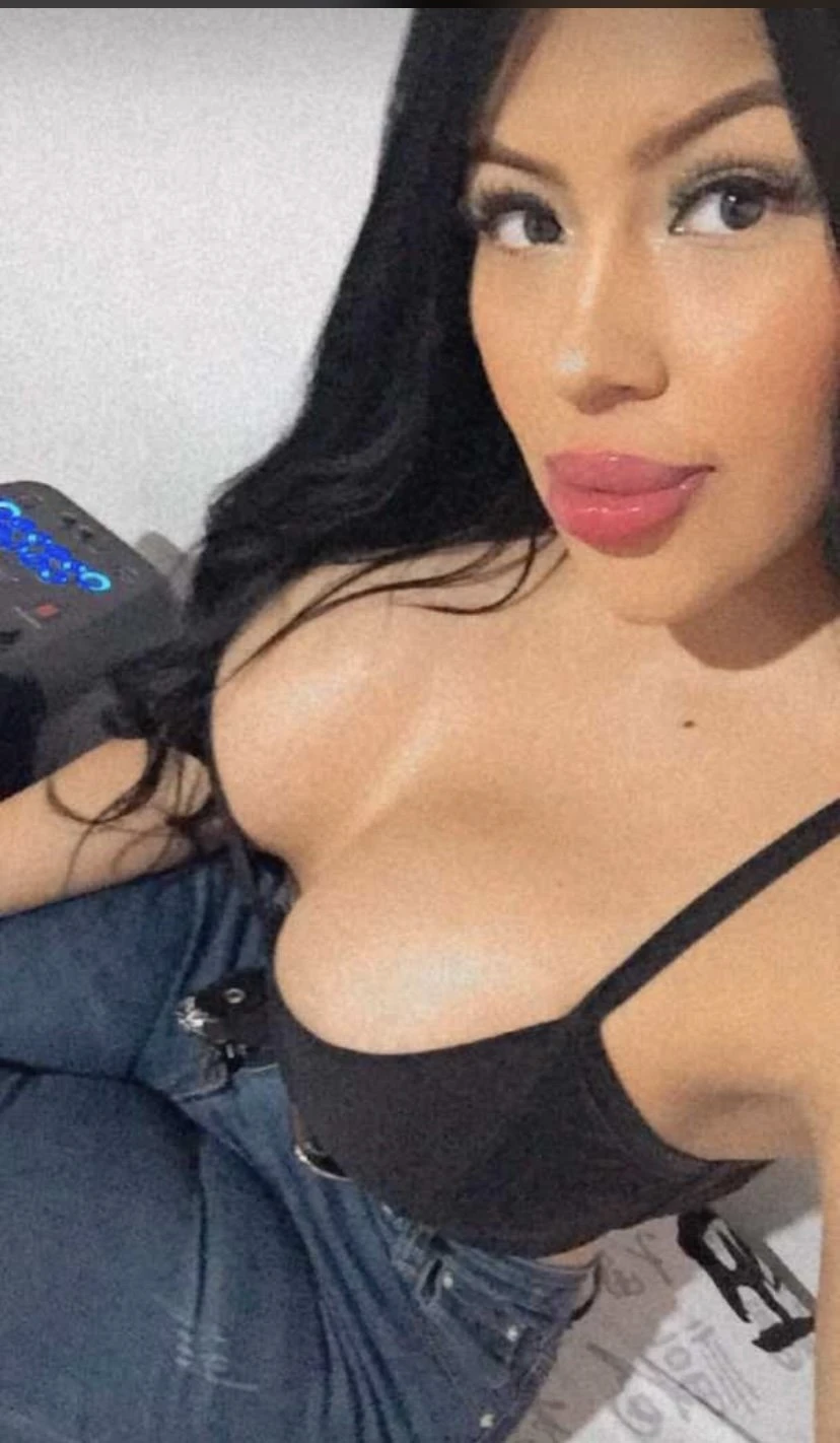 Sofia – Colombian escort in Malta — 9 / 14