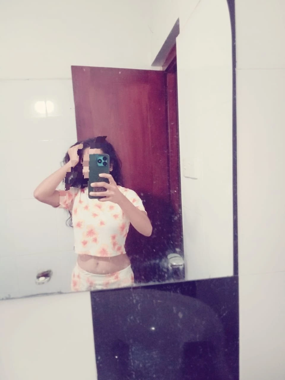 Rehana – Sri Lankan escort in Colombo — 2 / 6