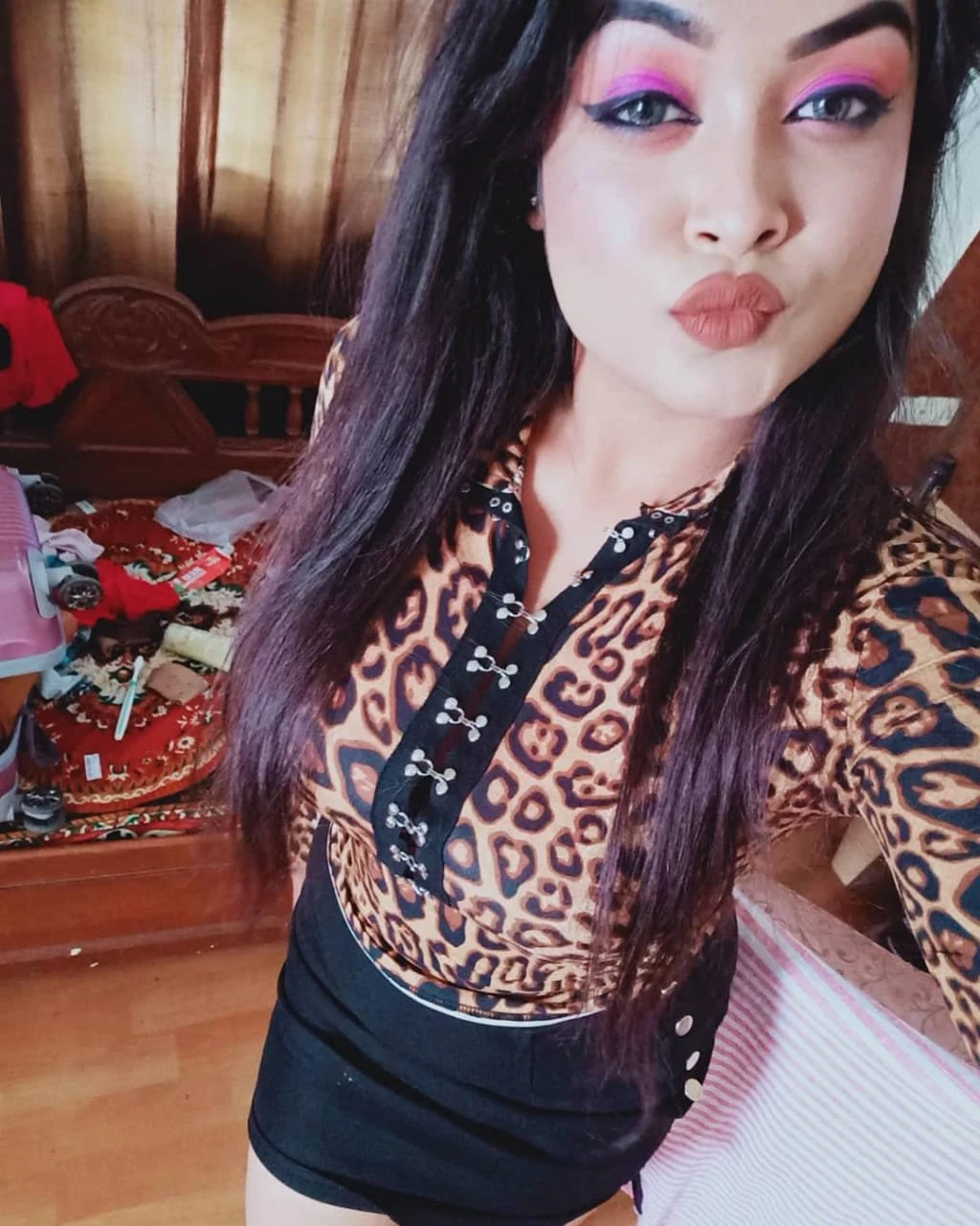 Ritika – Indian escort in Mumbai — 3 / 6