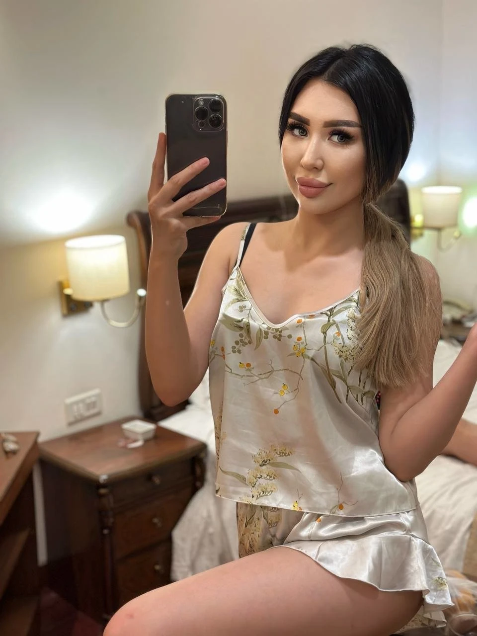 Shasha – Russian escort in Hyderabad — 2 / 5
