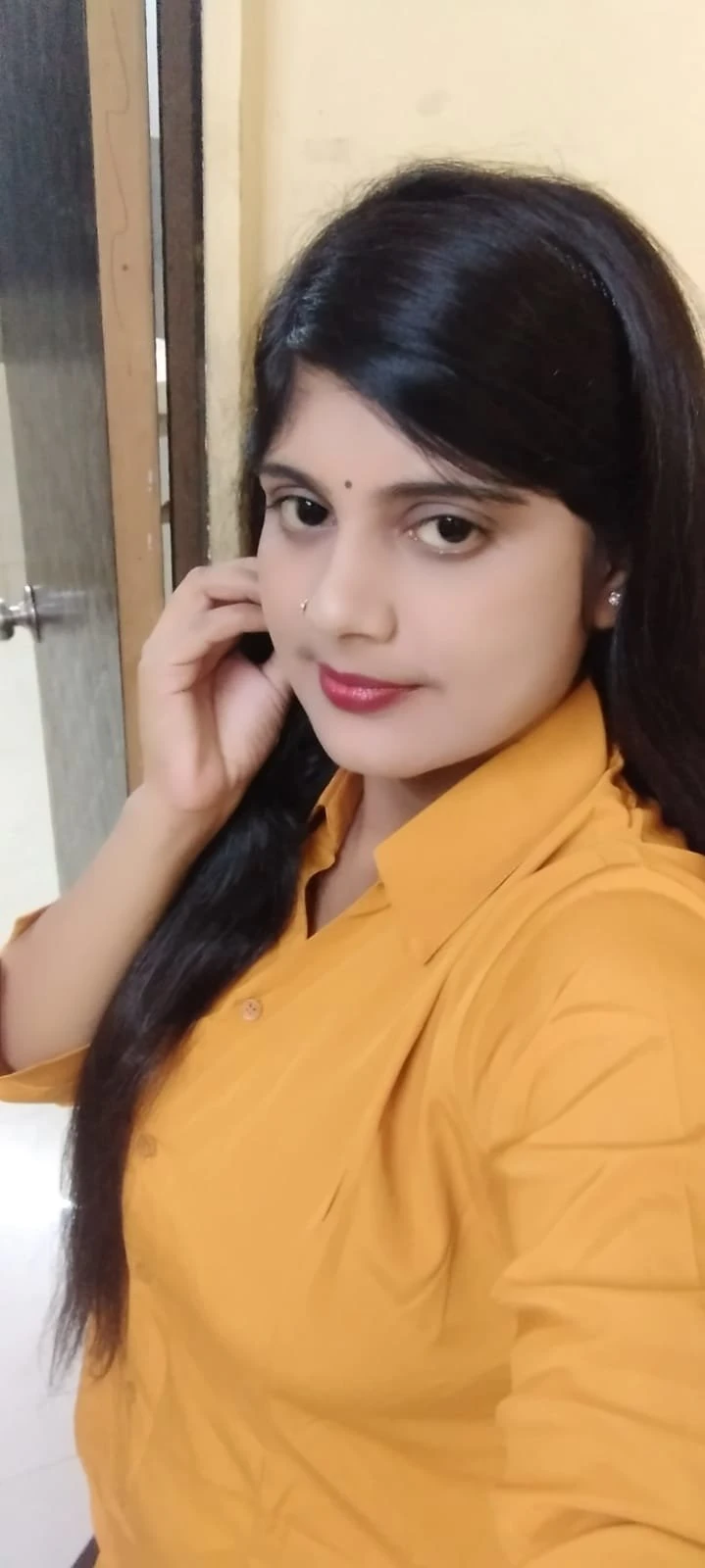 Mahika – Indian escort in Mumbai — 2 / 4