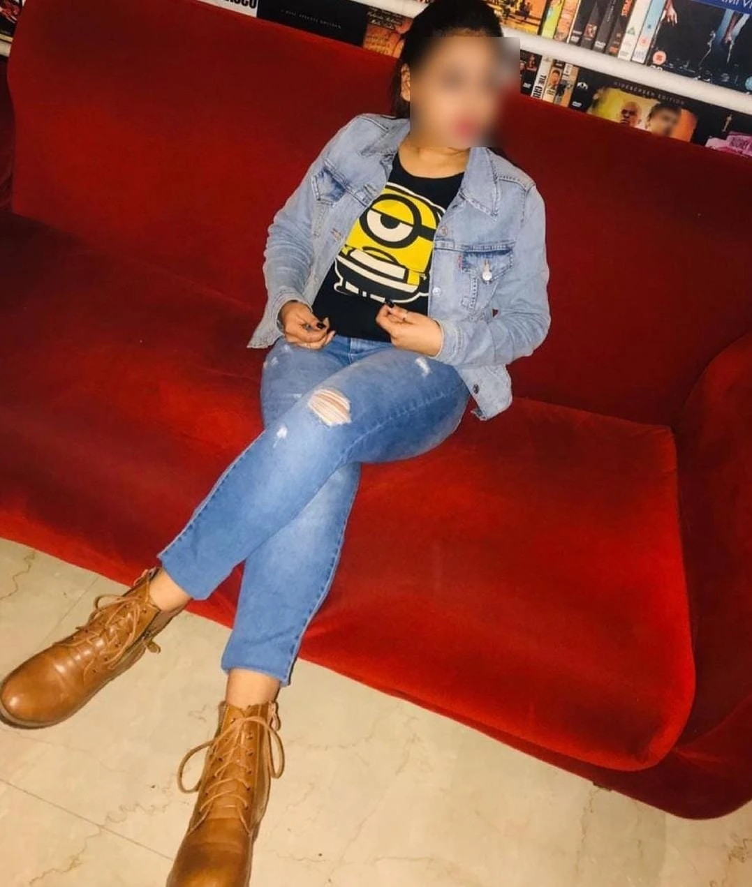 Goddess Somya ~ GFE / BDSM (Cam & Real) – Indian escort in New Delhi — 8 / 14