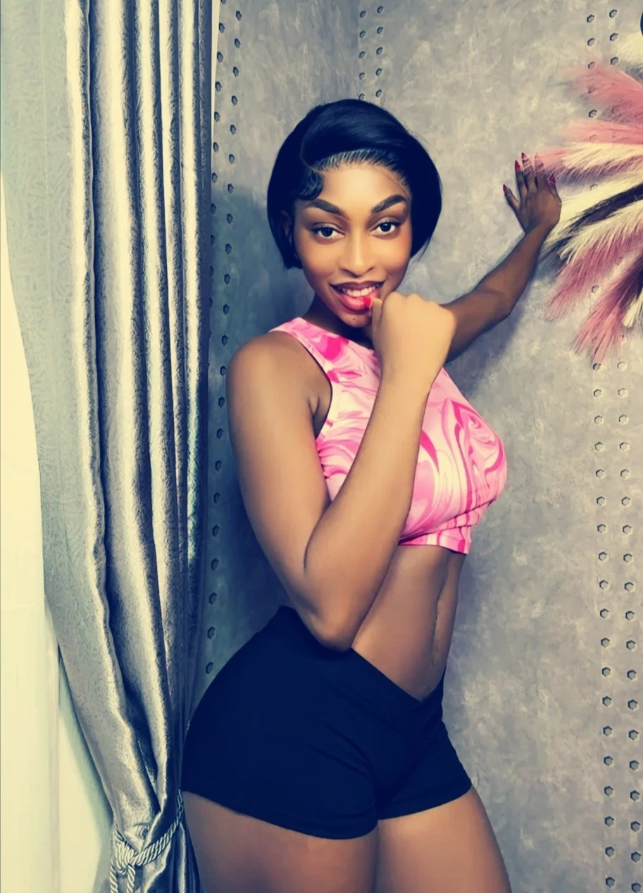 Yashi – South African escort in Beirut — 4 / 5