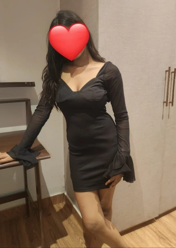 Nisha (Cam & Meet) – Indian escort in Noida — 10 / 12