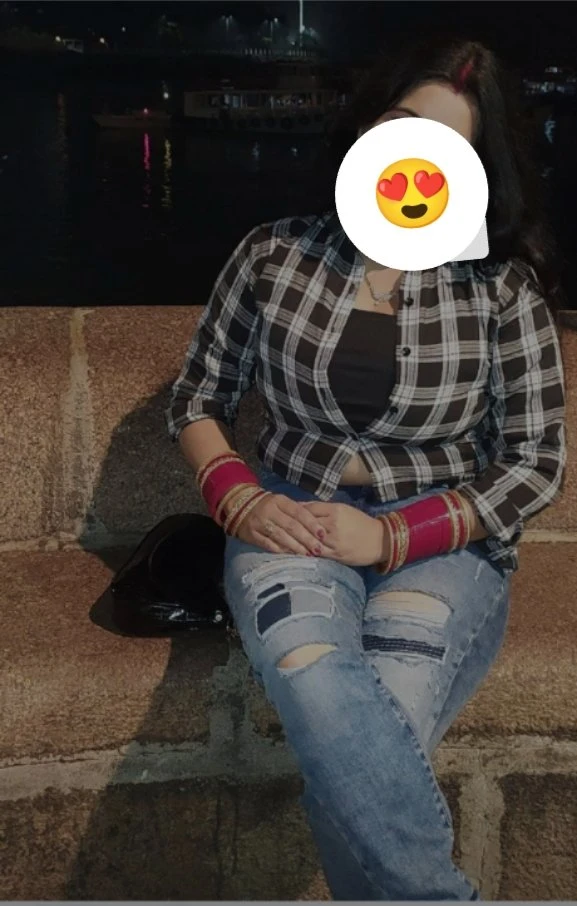 Sapna – Iranian escort in New Delhi — 7 / 9