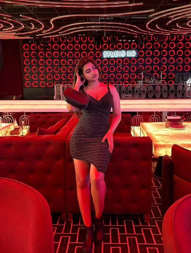 Avantika – Indian escort in Mumbai — 6 / 7