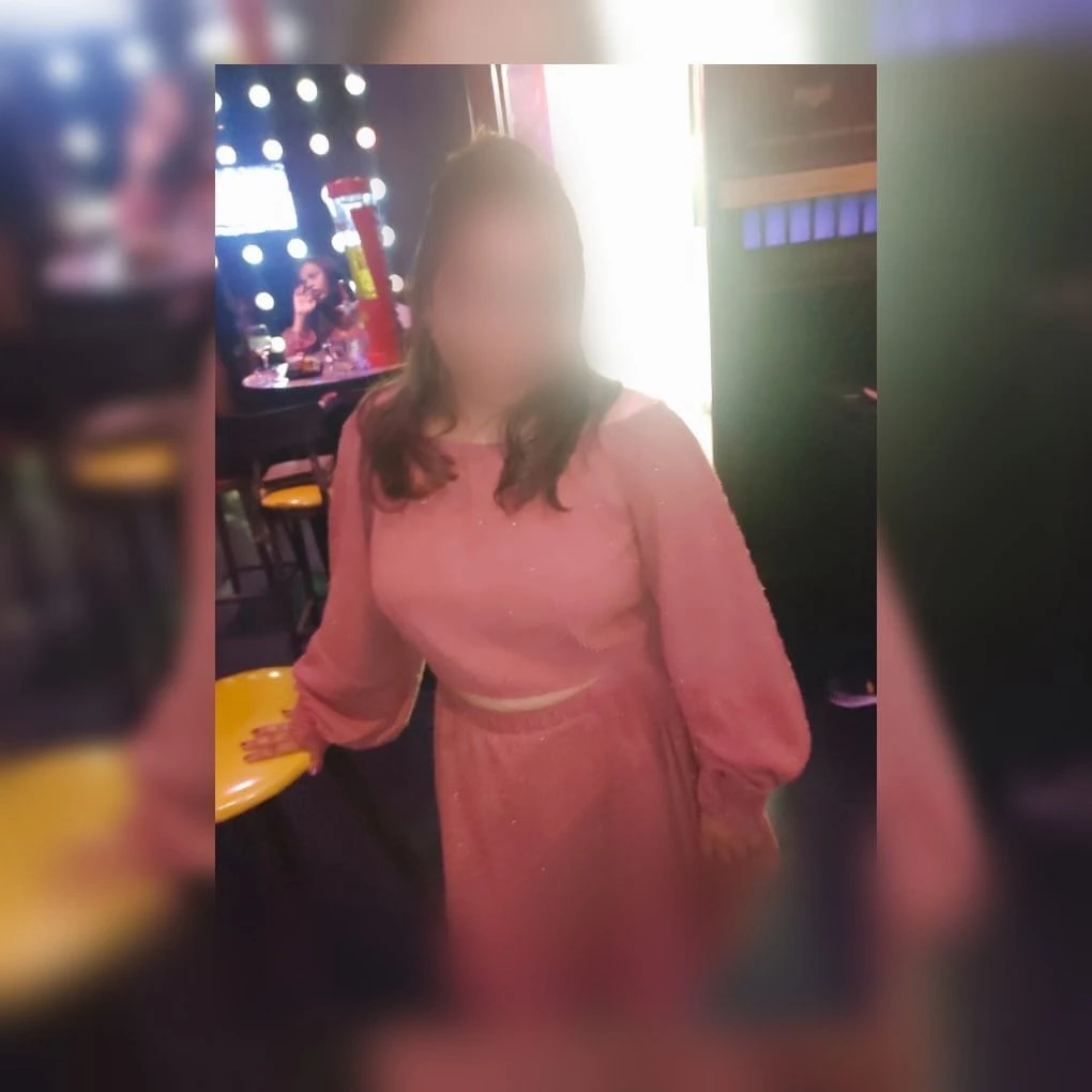 Nidhi Sharma – Indian escort in Mumbai — 2 / 5