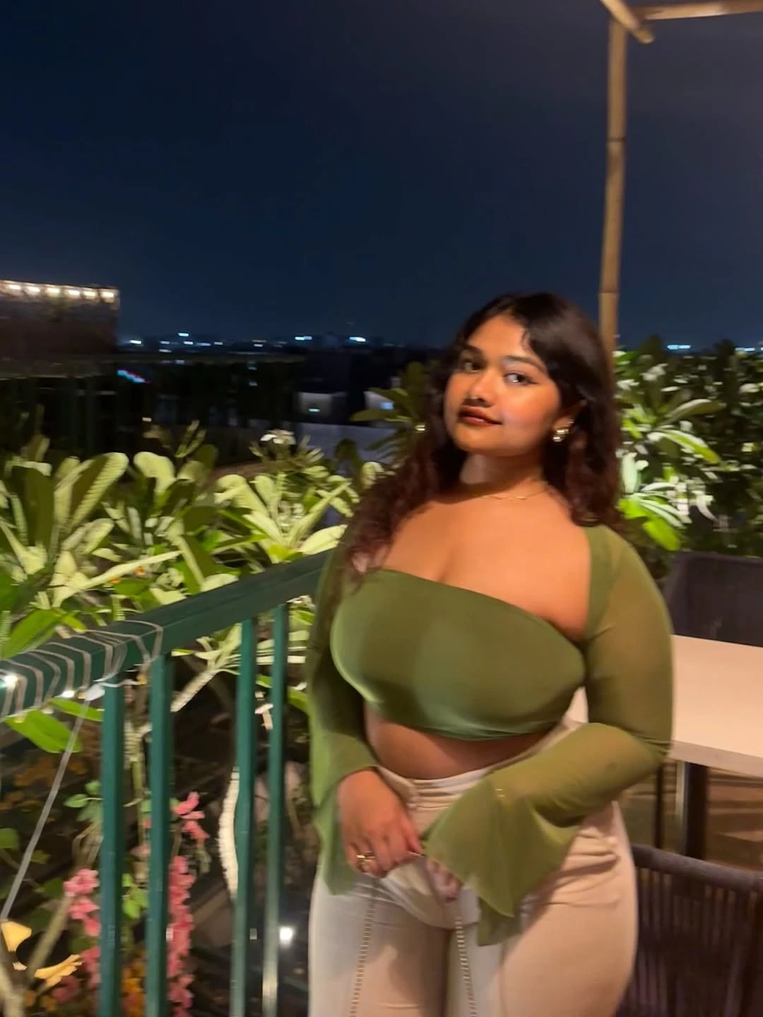 Ishita – Indian escort in Pondicherry — 2 / 7