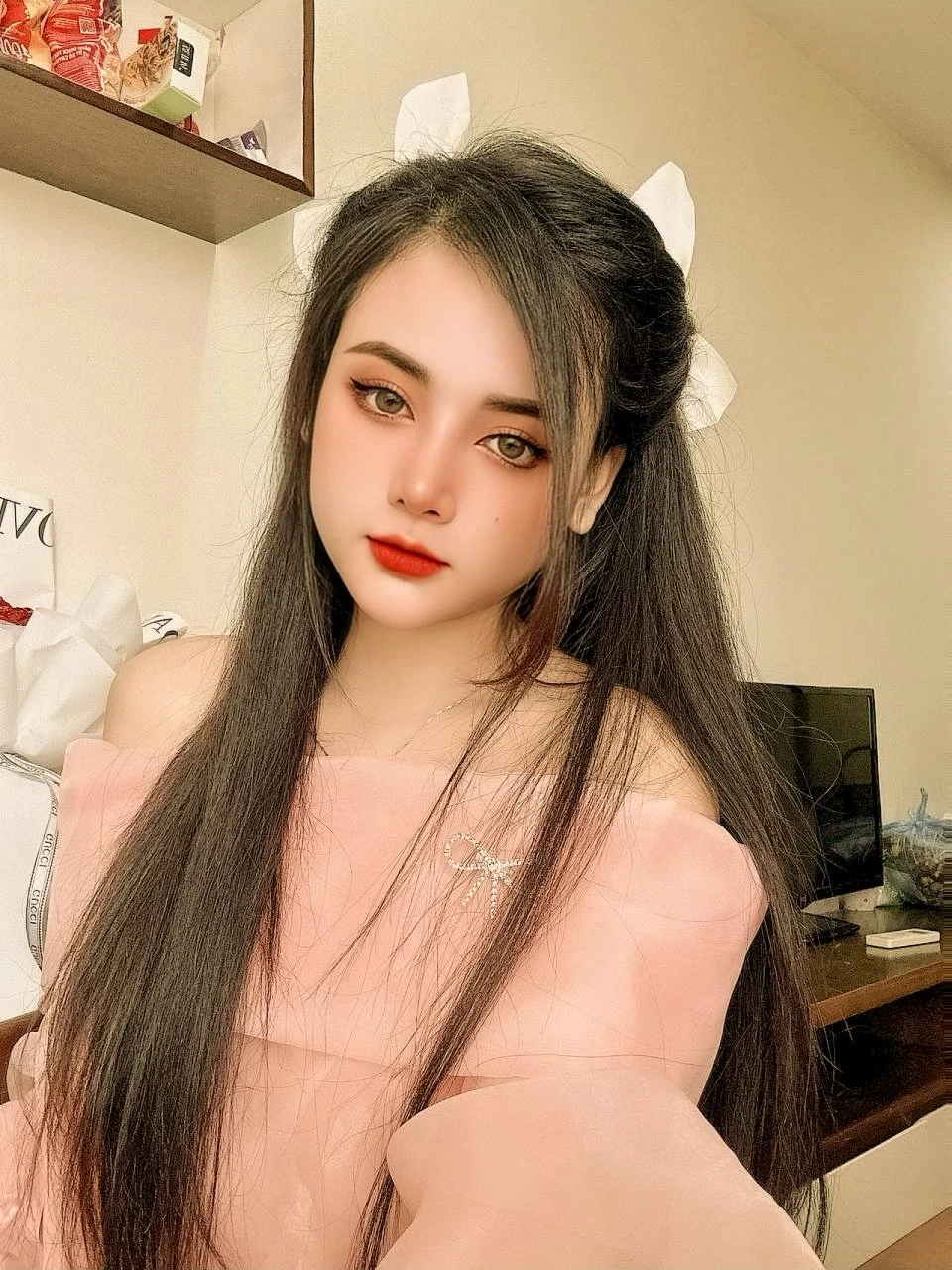Tina suciu – Vietnamese escort in Ho Chi Minh City — 7 / 11