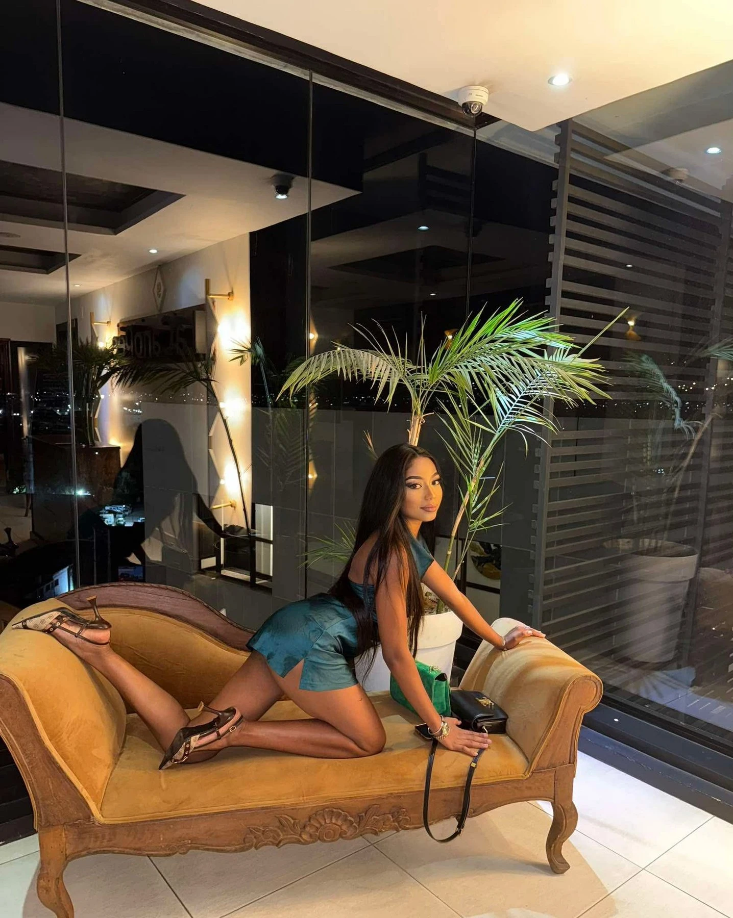 Kelye – Malian escort in Mauritius — 1 / 5
