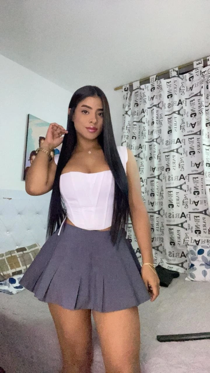 Catalina – Colombian escort in Malta — 4 / 5