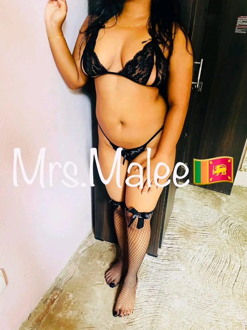 Malee (Feet Queen | Cam Girl | G Fe) – Sri Lankan escort in Colombo — 2 / 5