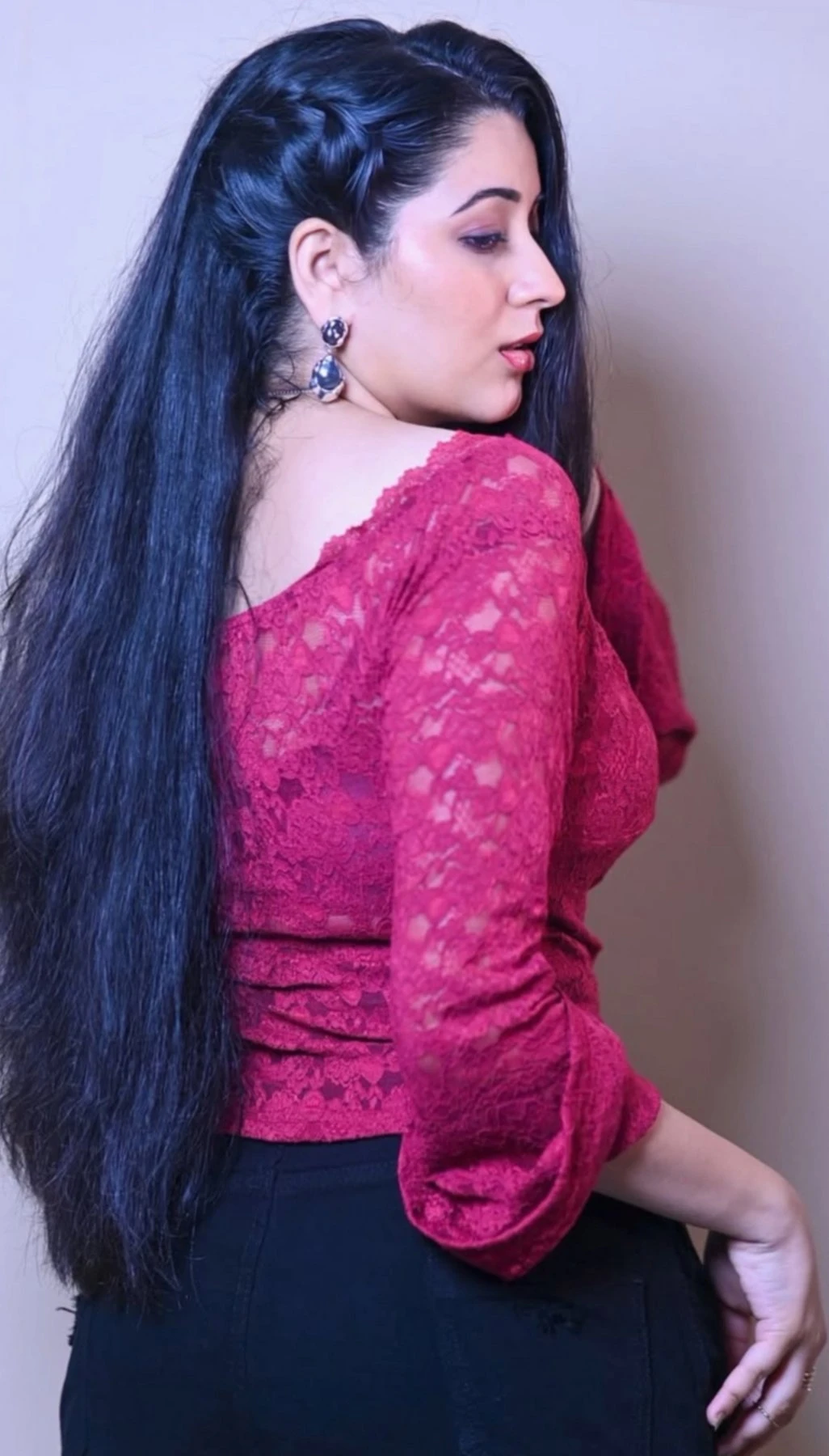 Tanvi – Indian escort in Chennai — 3 / 4