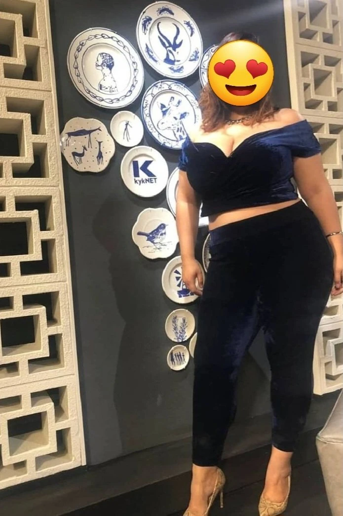 Sherlin Khan Busty Model – Indian adult performer in Pune, Escort, Pune