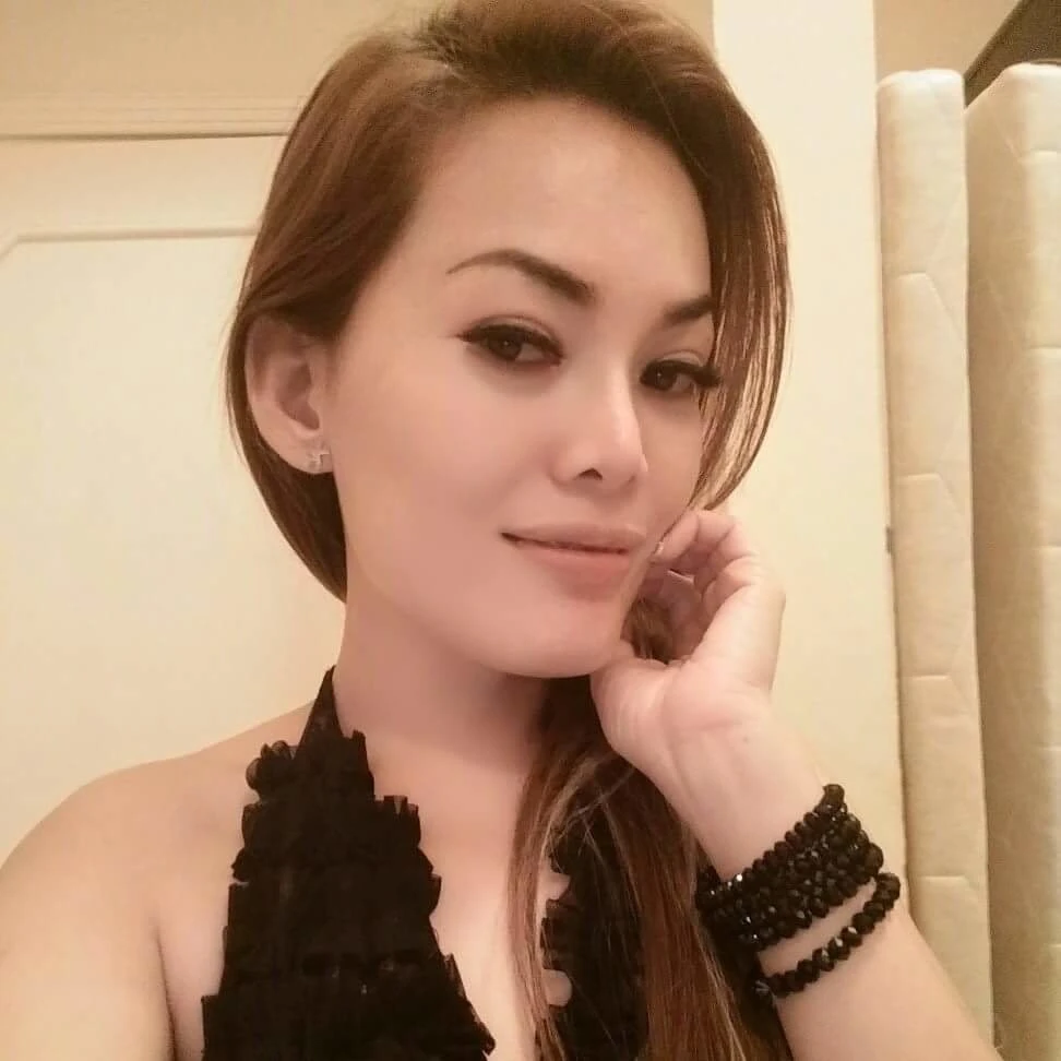Emily – Vietnamese escort in Seoul — 3 / 5