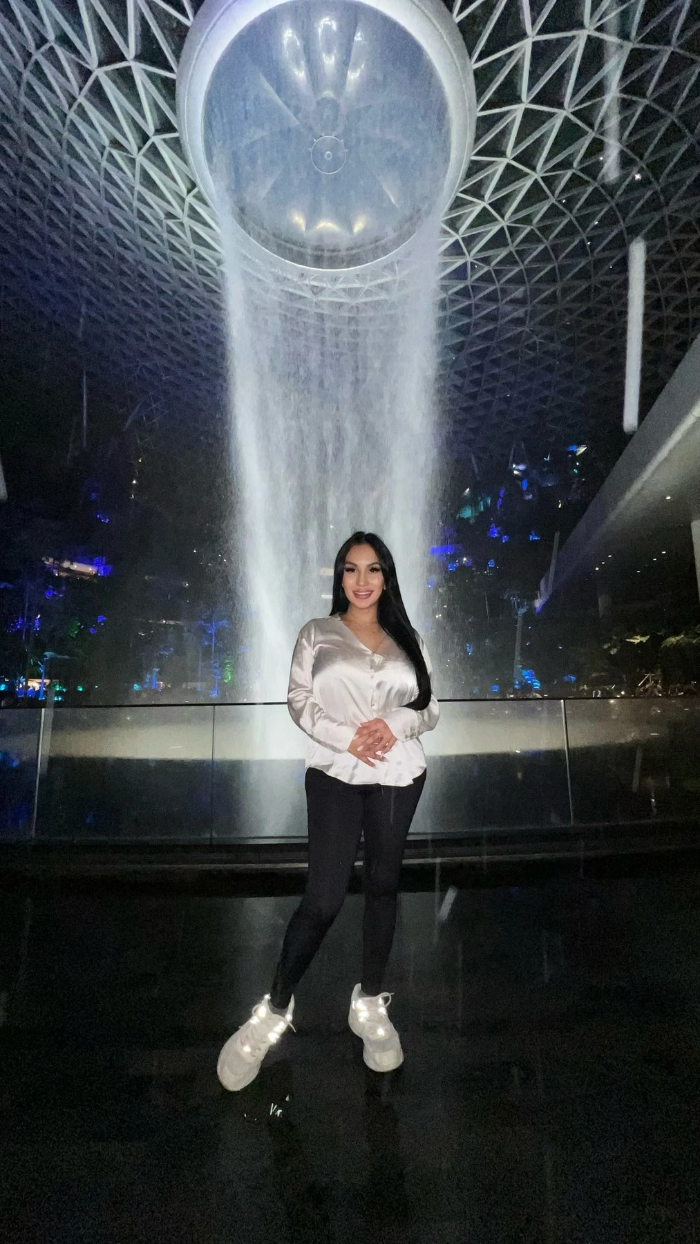 JUST ARRIVE HERE FOR LIMITED DAYS – Armenian escort in Colombo — 13 / 31