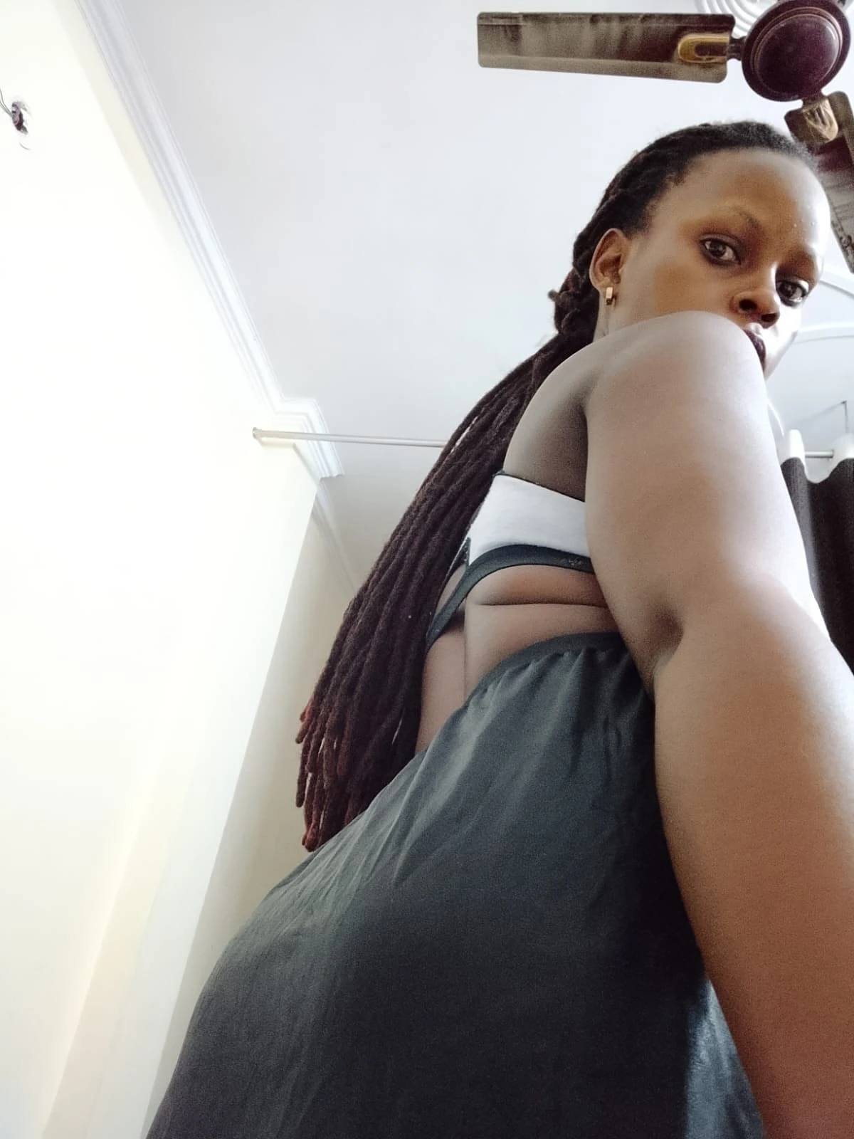 Sky, Available Now 🟢 – South African escort in New Delhi — 2 / 5