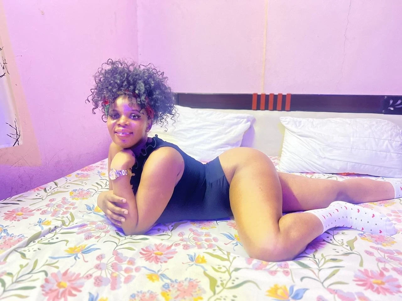 Dayna – South African escort in Hyderabad — 7 / 12