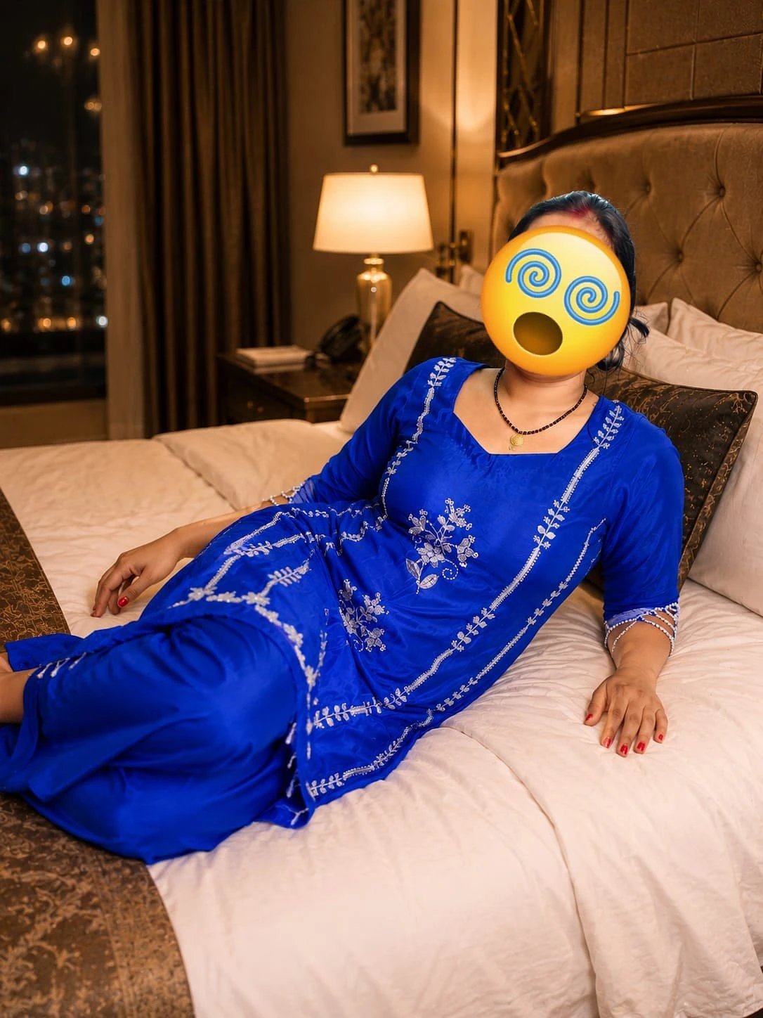 Anal wali Bhabhi – Indian escort in New Delhi — 4 / 6