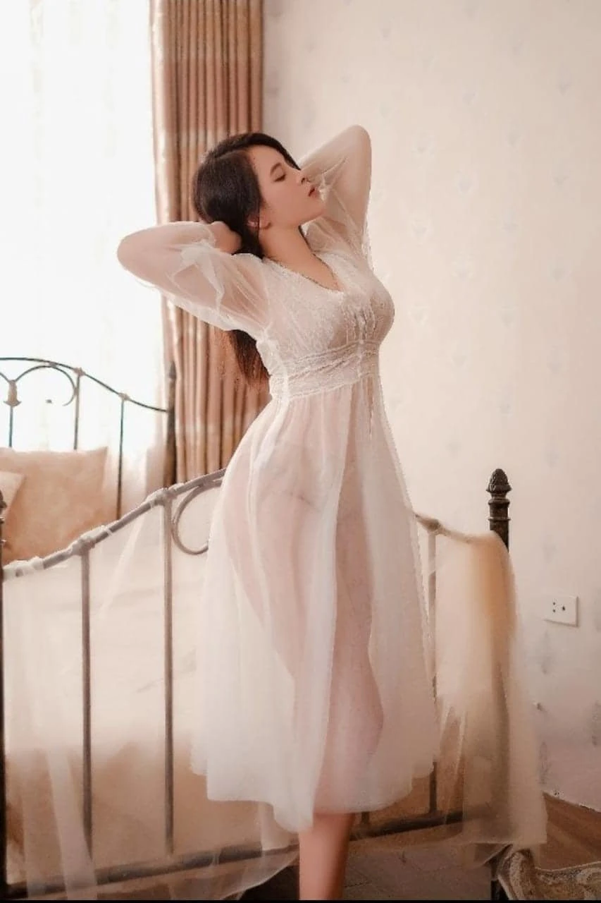Anna – Vietnamese escort in Maldives — 3 / 6