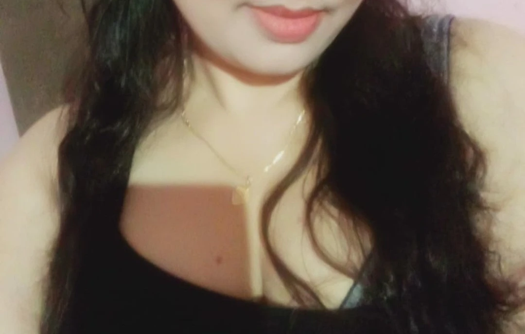 Desi Malkin – Indian escort in Mumbai — 3 / 6