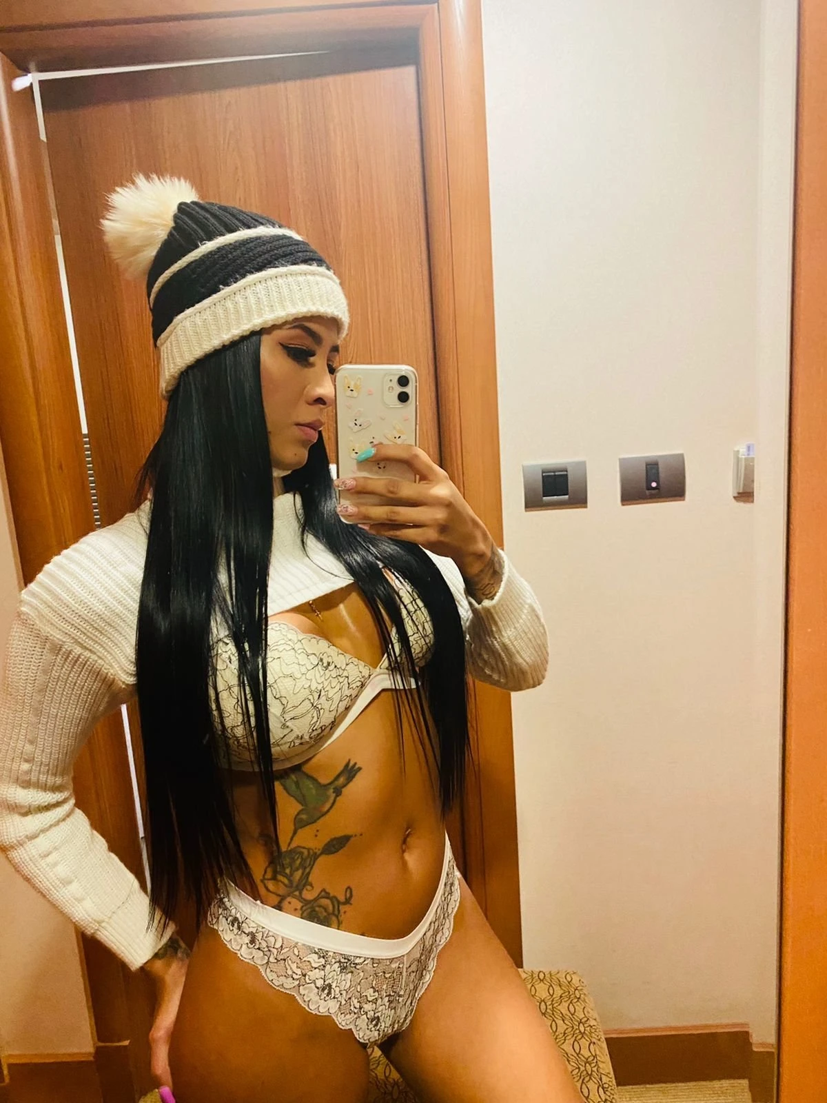 Catalina – Colombian escort in Malta, Escort, Malta