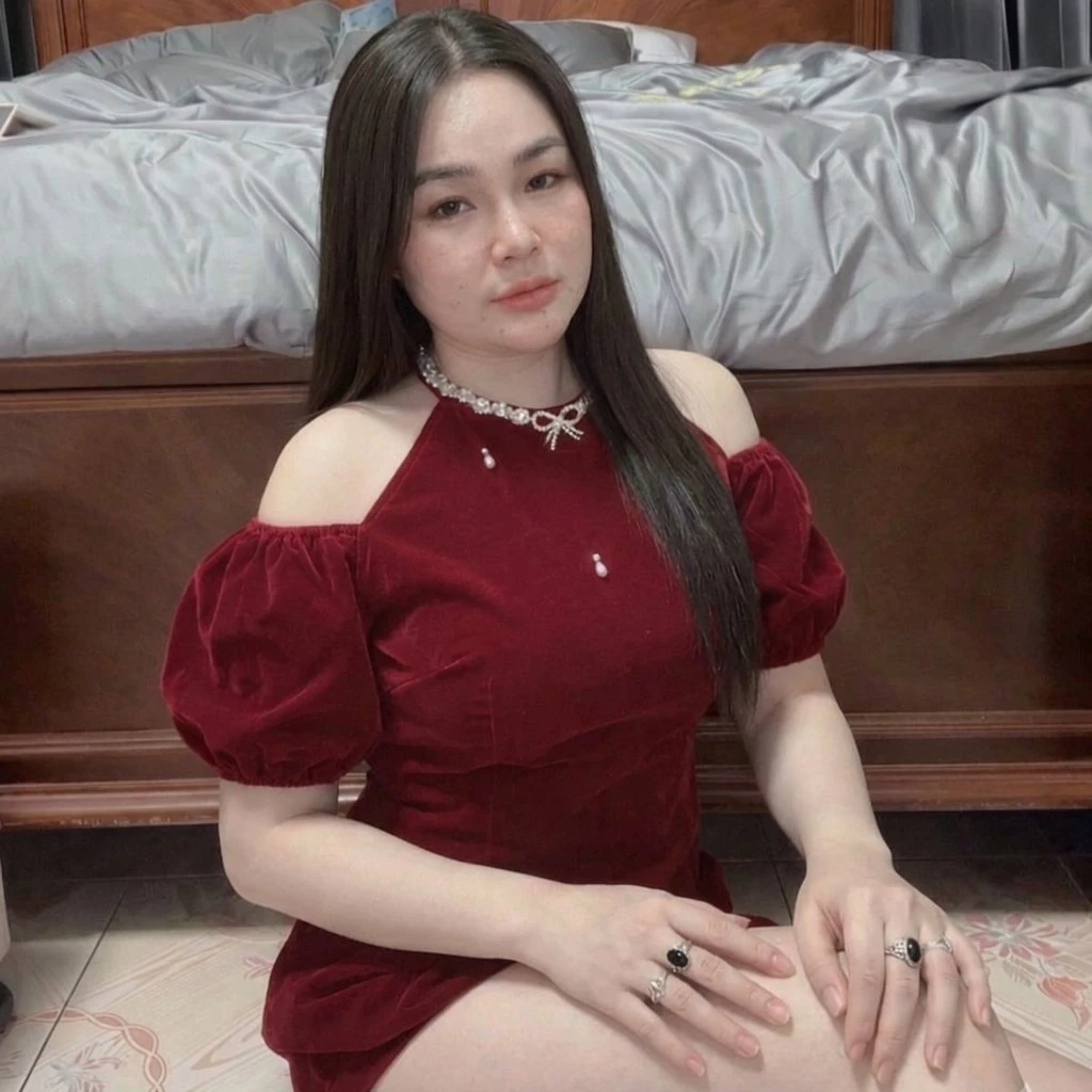 Nana – Thai escort in Hyderabad — 3 / 10