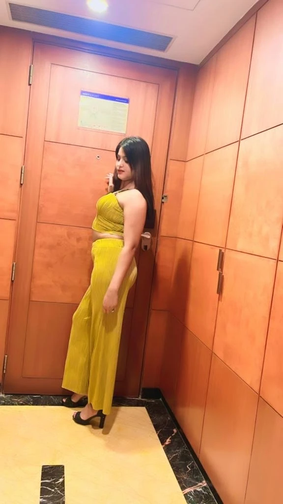 Rani Cam Show F Meet Escort – Indian escort in Mumbai — 3 / 5