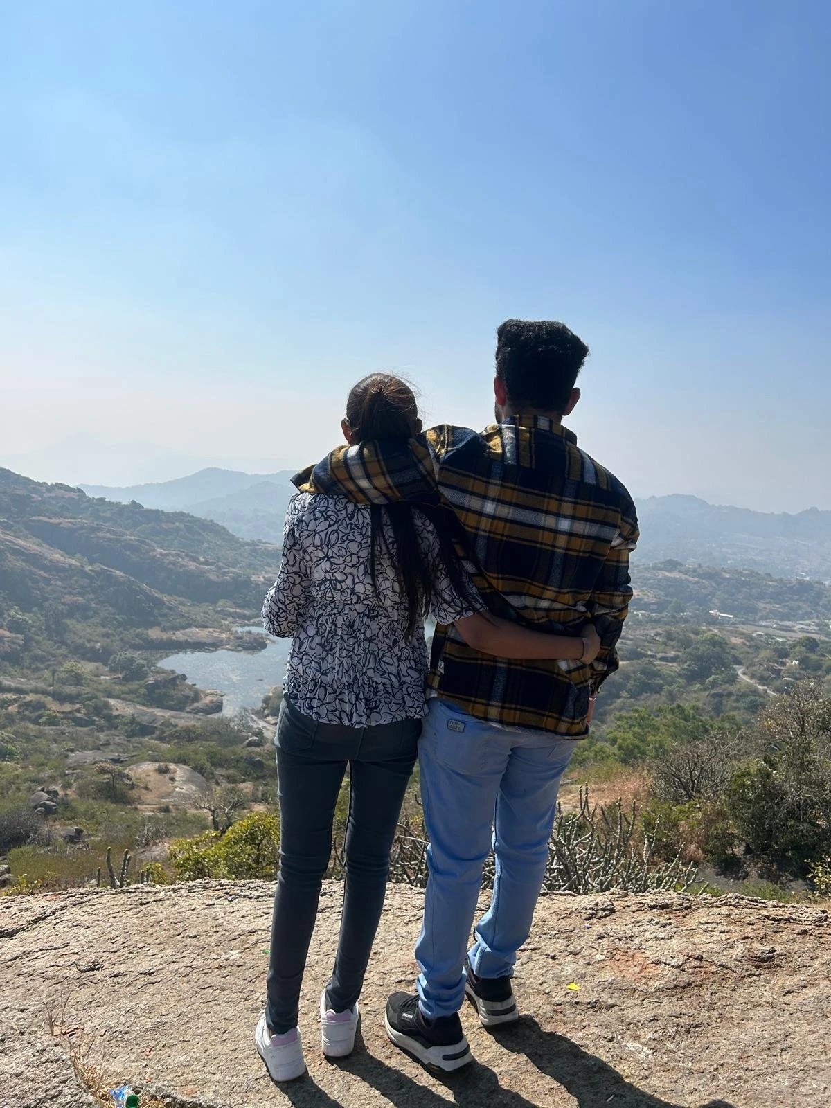 Alex & Scarlett ( Couple) Thresome Exp – Indian escort in Mumbai, Escort, Mumbai