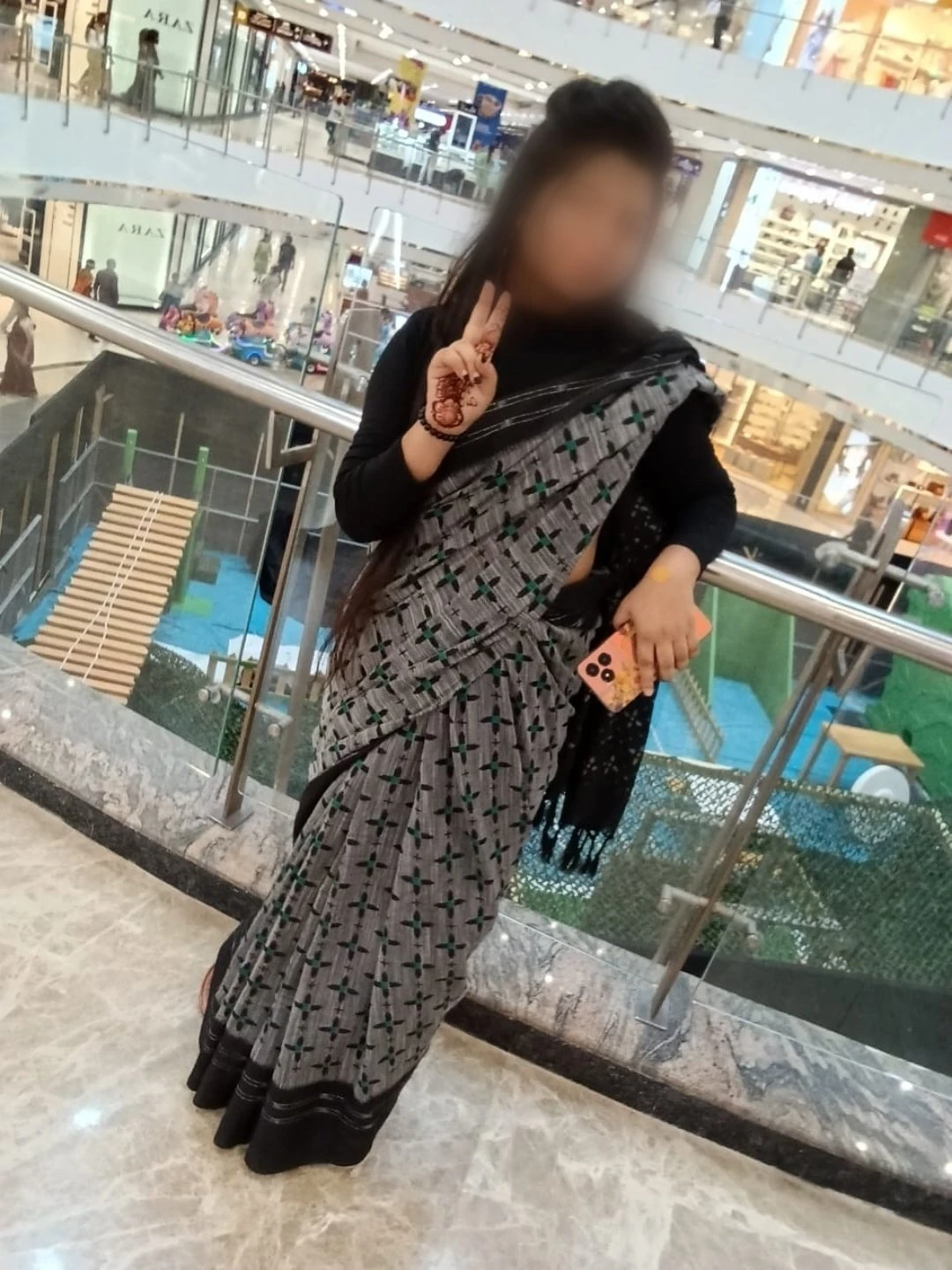 Real Escorts - pay cash to girl directly – Indian escort in Hyderabad — 3 / 4