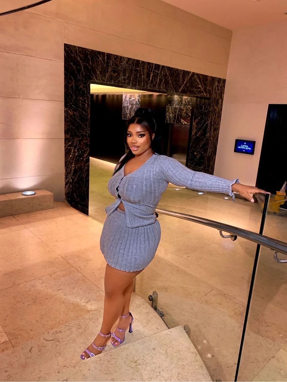 Linda – Nigerian masseuse in Abidjan — 4 / 5